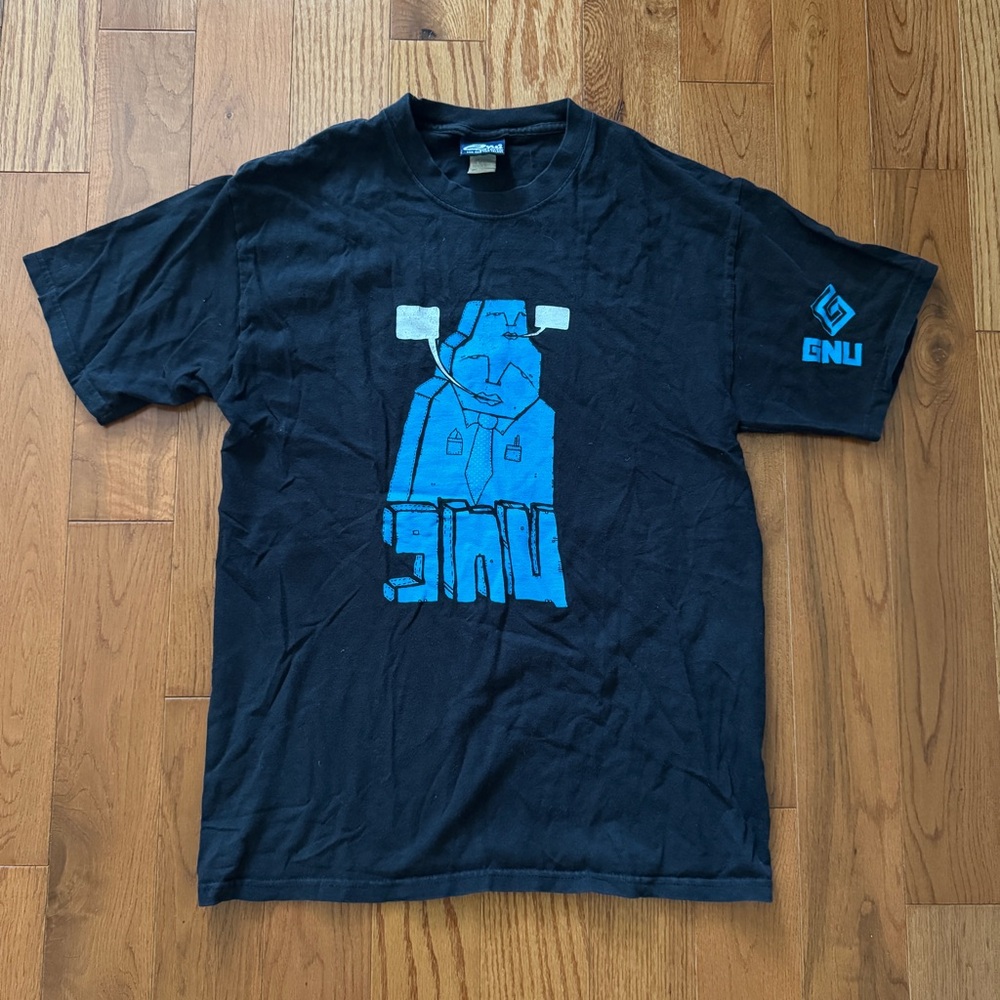 GNU y2k Black Short Sleeve Shirt Size M
